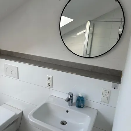 Lägenhet 3 Mit Balkon Und Parkplatz *