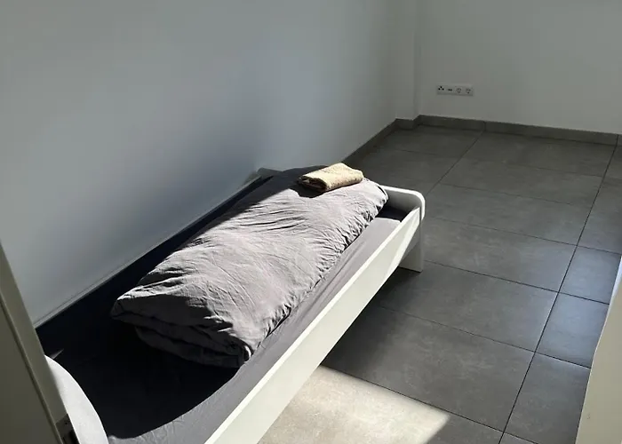 3 Mit Balkon Und Parkplatz Apartamento *