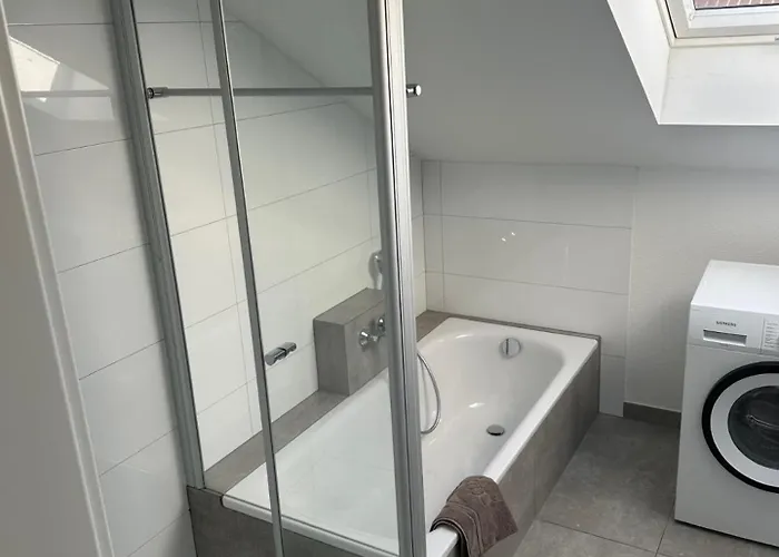 3 Mit Balkon Und Parkplatz Apartamento