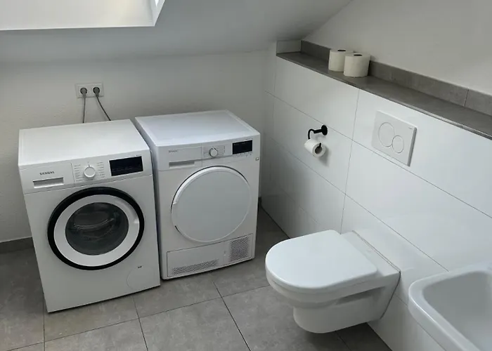 3 Mit Balkon Und Parkplatz Apartamento